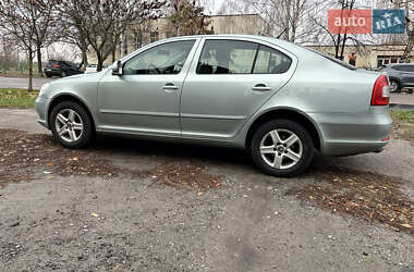 Лифтбек Skoda Octavia 2010 в Котельве