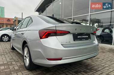 Лифтбек Skoda Octavia 2021 в Киеве