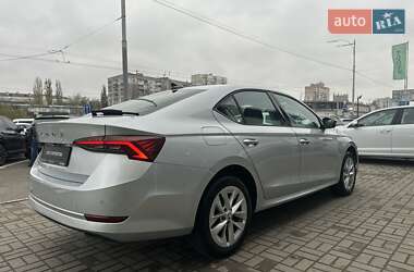 Лифтбек Skoda Octavia 2021 в Киеве