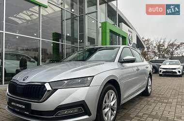 Лифтбек Skoda Octavia 2021 в Киеве