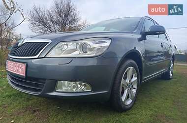 Універсал Skoda Octavia 2011 в Лубнах