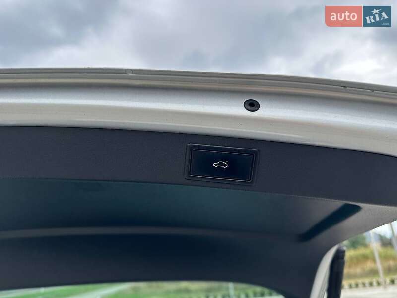 Універсал Skoda Octavia 2019 в Виноградові