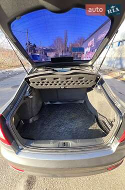 Лифтбек Skoda Octavia 2012 в 