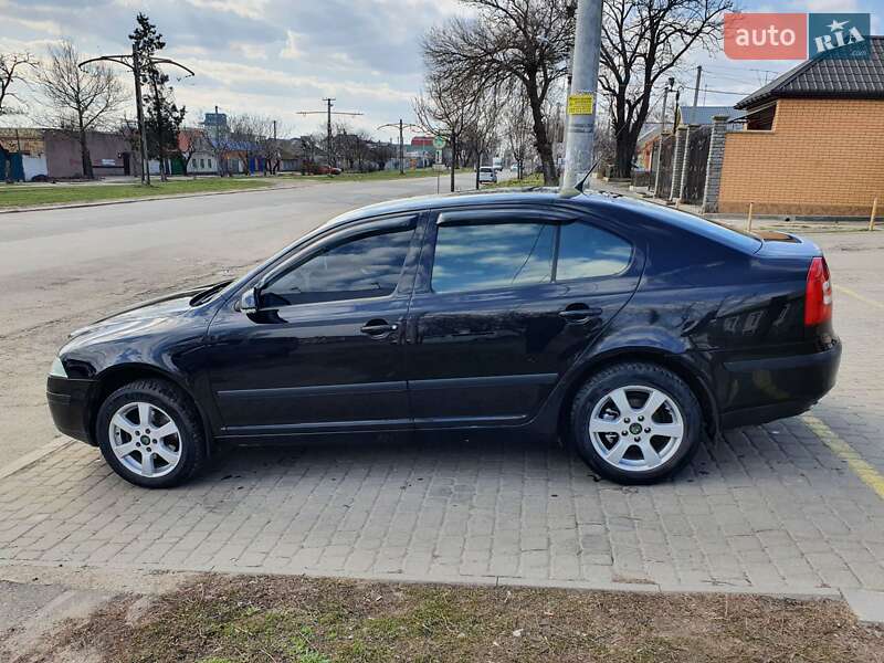 Лифтбек Skoda Octavia 2006 в Одессе
