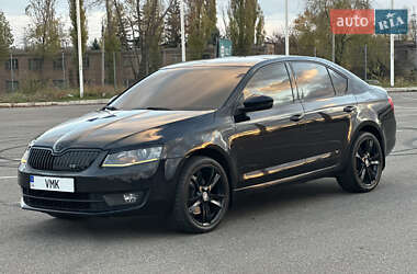 Лифтбек Skoda Octavia 2013 в Кривом Роге