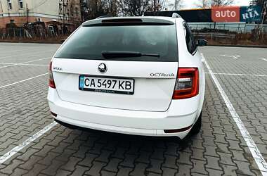 Универсал Skoda Octavia 2018 в Чернигове