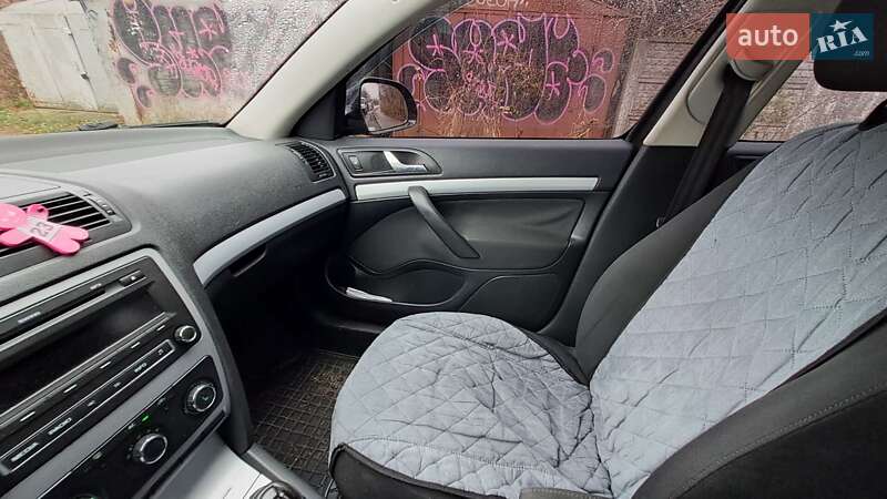 Універсал Skoda Octavia 2009 в Вишневому
