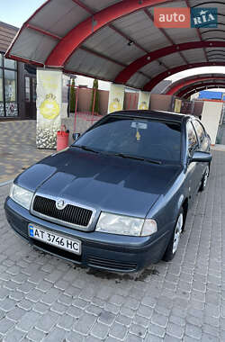 Ліфтбек Skoda Octavia 2003 в Надвірній