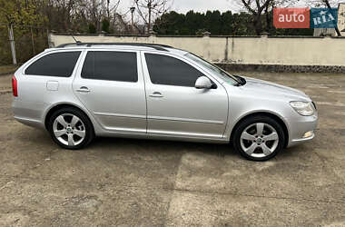 Універсал Skoda Octavia 2011 в 
