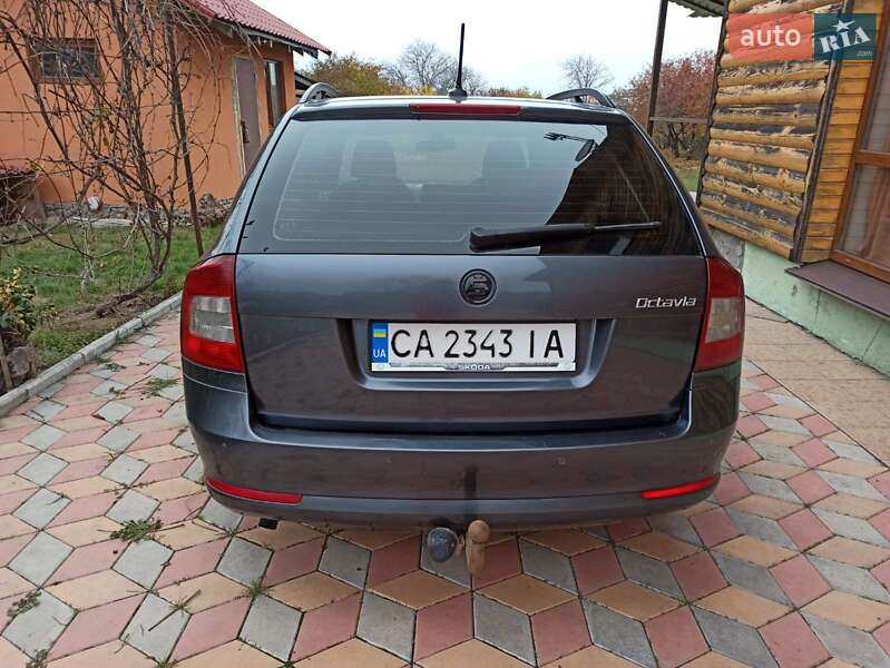 Універсал Skoda Octavia 2011 в Звенигородці