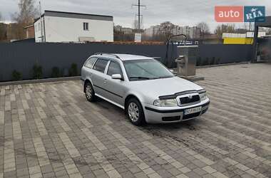 Универсал Skoda Octavia 2008 в Львове