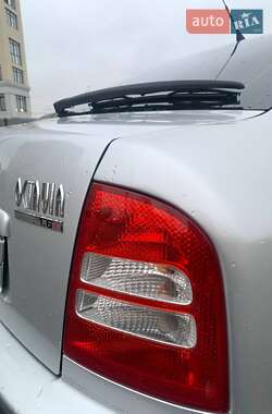 Лифтбек Skoda Octavia 2004 в Крюковщине