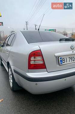 Лифтбек Skoda Octavia 2004 в Крюковщине