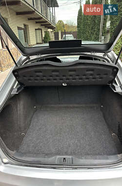 Лифтбек Skoda Octavia 2010 в 