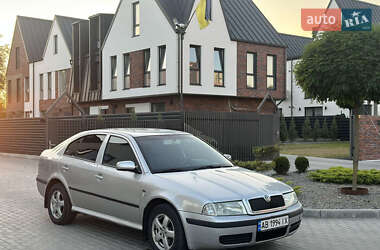 Лифтбек Skoda Octavia 2004 в Умани