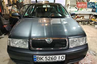 Лифтбек Skoda Octavia 2009 в 