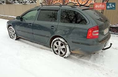 Универсал Skoda Octavia 2008 в Бочковцах