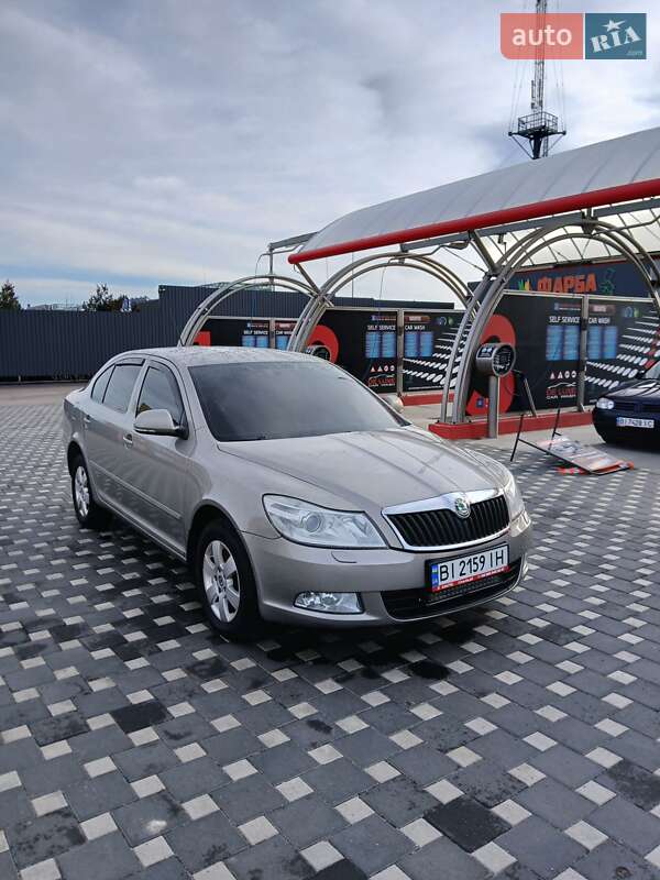 Лифтбек Skoda Octavia 2010 в Полтаве