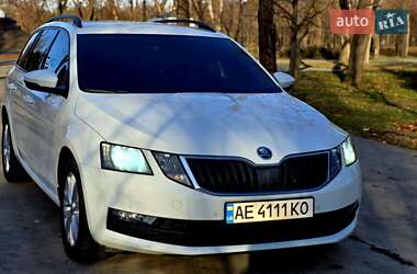 Универсал Skoda Octavia 2018 в Кривом Роге
