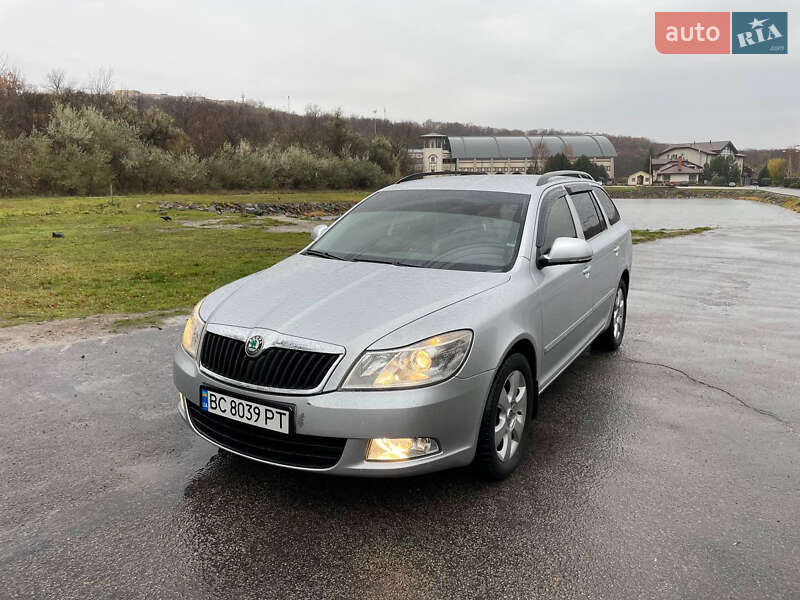 Универсал Skoda Octavia 2009 в 