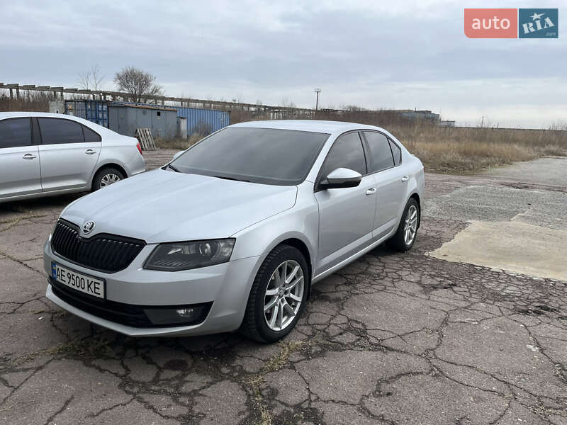 Лифтбек Skoda Octavia 2014 в Новомосковске