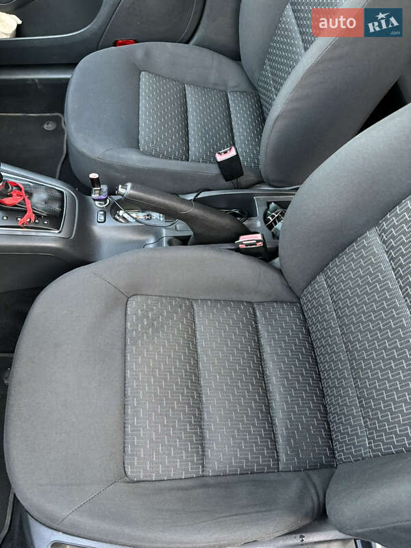 Универсал Skoda Octavia 2010 в Ровно