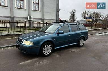 Универсал Skoda Octavia 2004 в Костополе