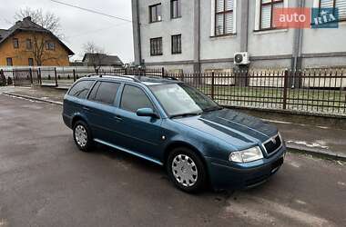 Универсал Skoda Octavia 2004 в Костополе