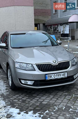 Лифтбек Skoda Octavia 2016 в Ровно