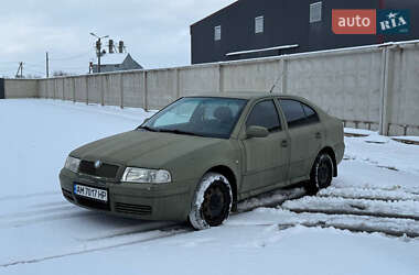 Лифтбек Skoda Octavia 2003 в Житомире