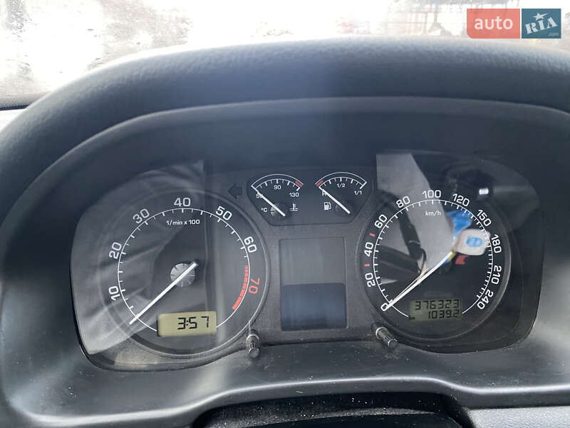 Лифтбек Skoda Octavia 2001 в Львове