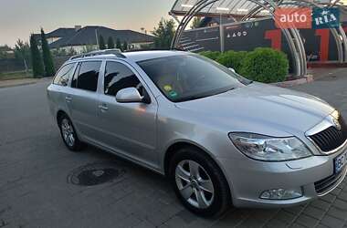 Універсал Skoda Octavia 2010 в Самборі