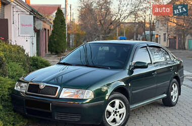 Лифтбек Skoda Octavia 2003 в Одессе