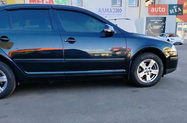 Лифтбек Skoda Octavia 2006 в Умани