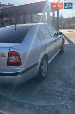 Ліфтбек Skoda Octavia 2001 в Брюховичах