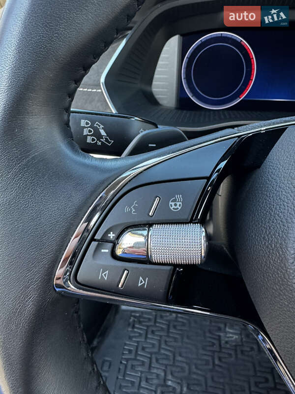 Лифтбек Skoda Octavia 2020 в Львове