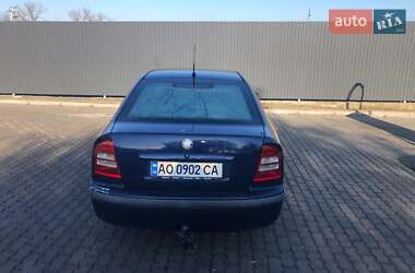 Лифтбек Skoda Octavia 2001 в 