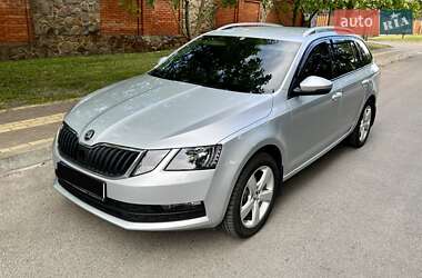 Универсал Skoda Octavia 2018 в Киеве