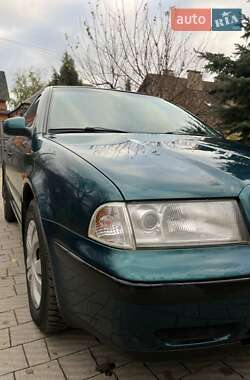 Универсал Skoda Octavia 1999 в 