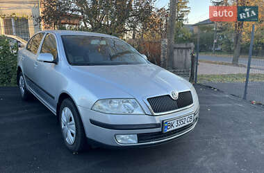 Лифтбек Skoda Octavia 2007 в Добровеличковке