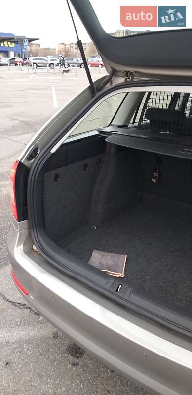 Универсал Skoda Octavia 2011 в Кривом Роге