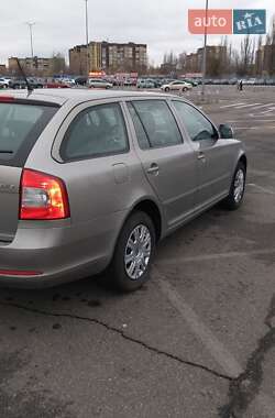 Универсал Skoda Octavia 2011 в Кривом Роге