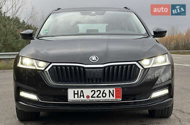 Універсал Skoda Octavia 2021 в Ковелі