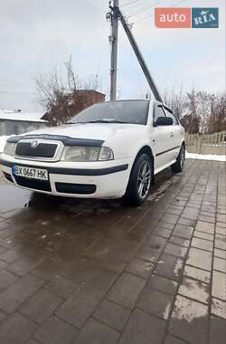 Лифтбек Skoda Octavia 2003 в Остроге