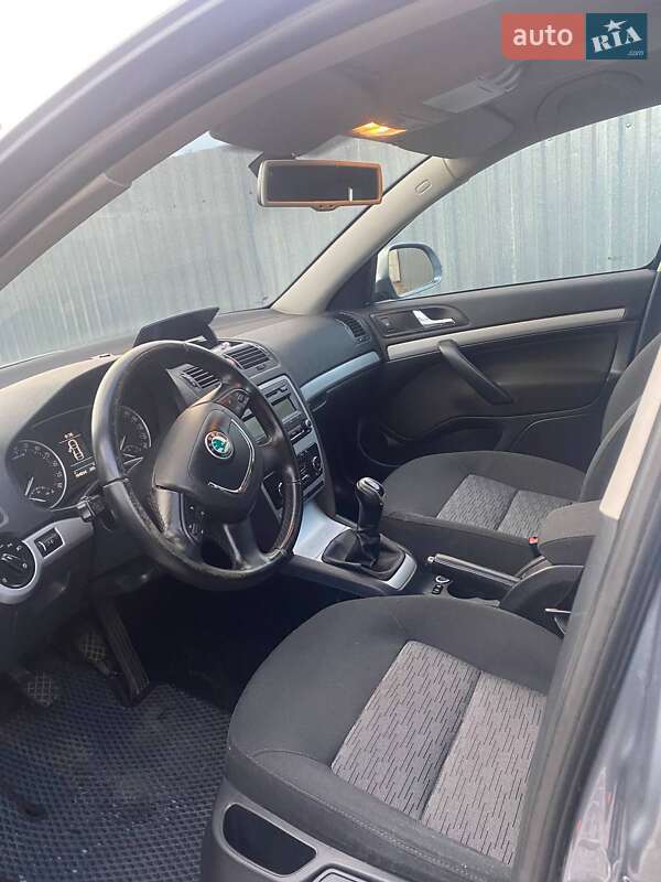 Универсал Skoda Octavia 2012 в Сарнах фото 2 Универсал Skoda Octavia 2012 в Сарнах