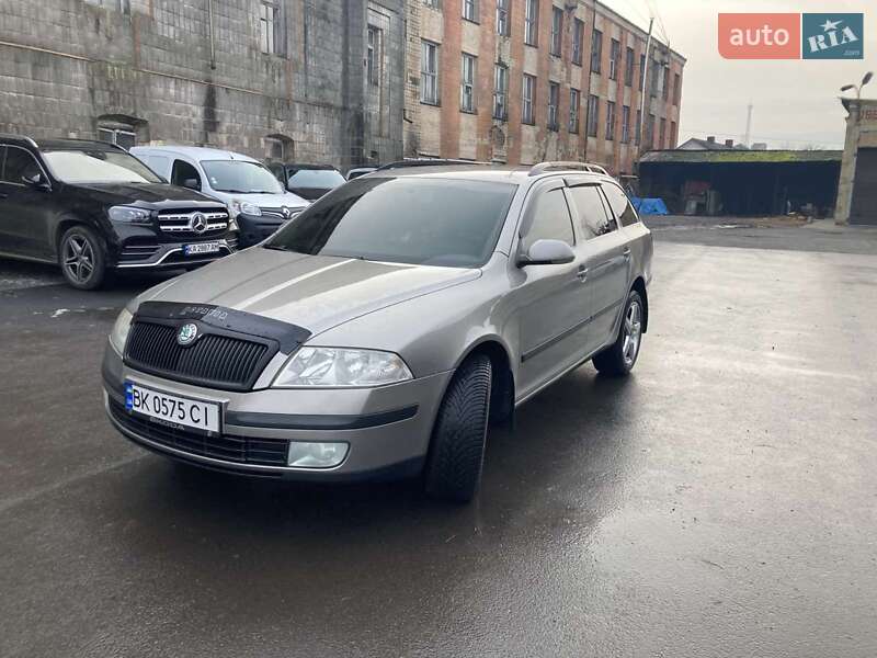 Универсал Skoda Octavia 2008 в Корце