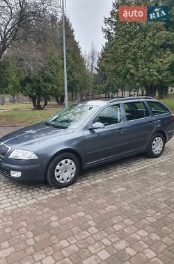 Универсал Skoda Octavia 2008 в Ровно