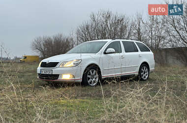 Универсал Skoda Octavia 2010 в Полтаве