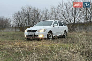 Универсал Skoda Octavia 2010 в Полтаве