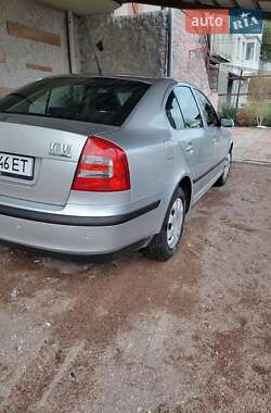 Лифтбек Skoda Octavia 2005 в Збараже